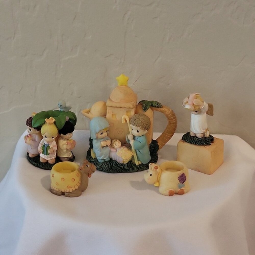 Precious Moments Nativity Tea Set